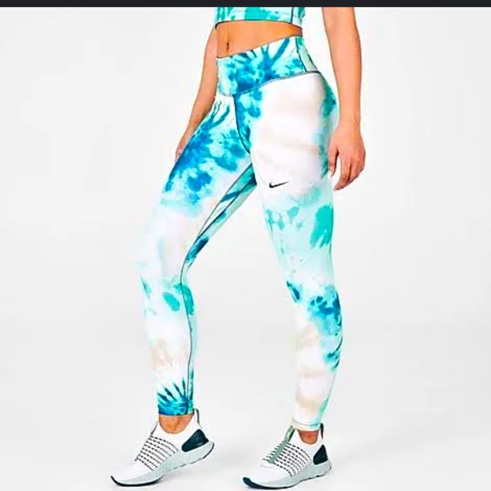 Nike leggings tie dye turquoise size small $68 yoga running activewear
